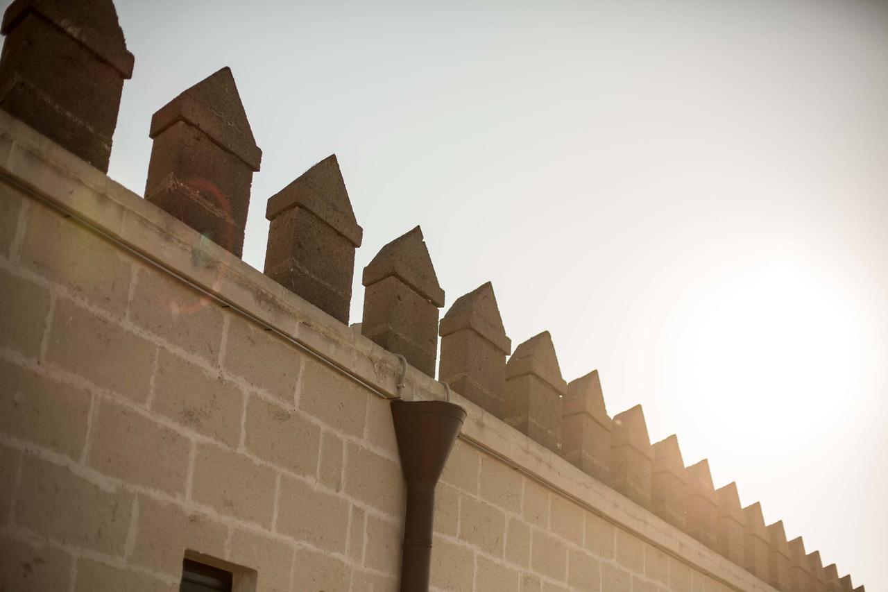 לינה וארוחת בוקר סליצ'ה סלנטינו Le Scuderie - Castello Monaci מראה חיצוני תמונה